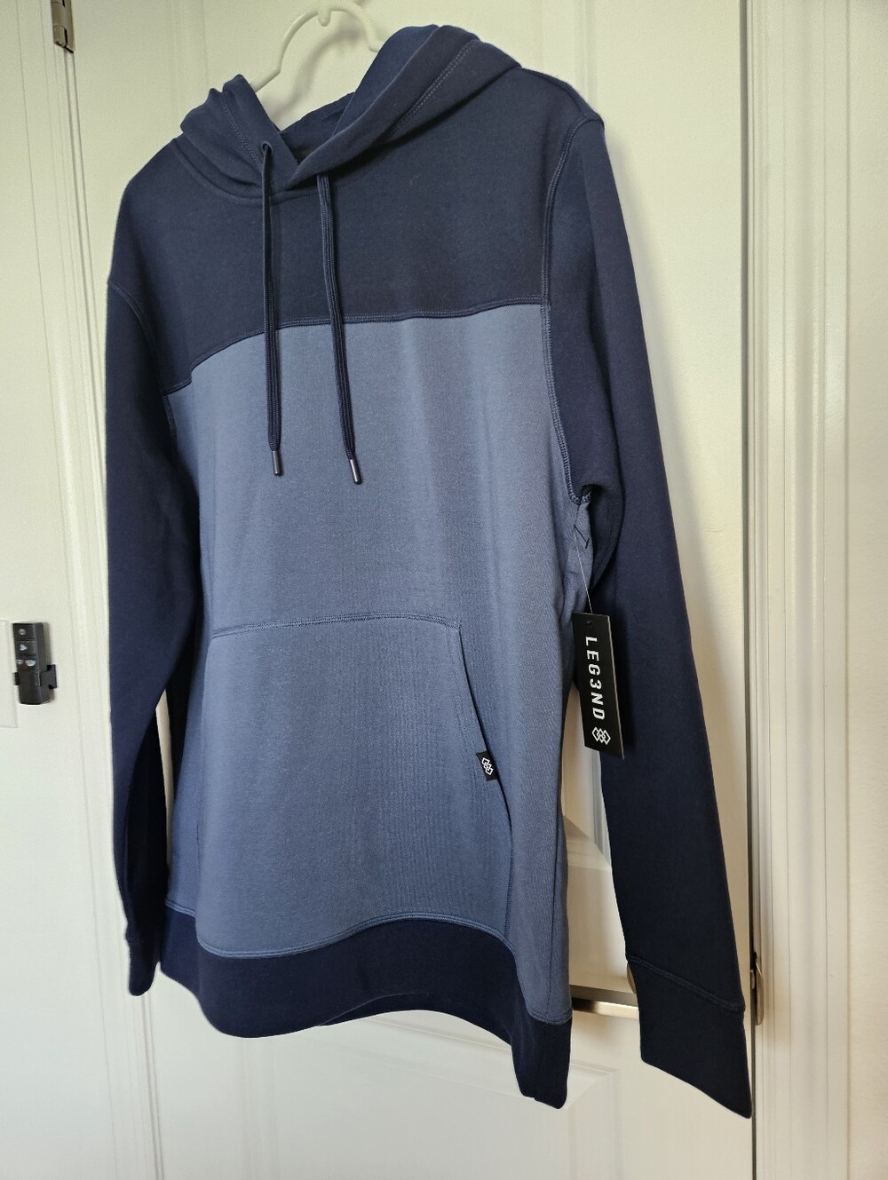 NWT MENS LEG3ND Blue Two-Tone Pullover Hoodie SIZE Medium